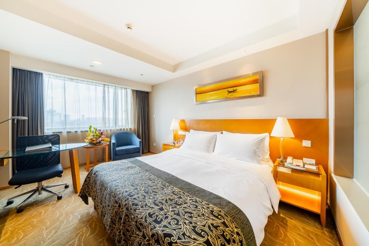 Maritim Hotel Taicang Garden Exterior photo